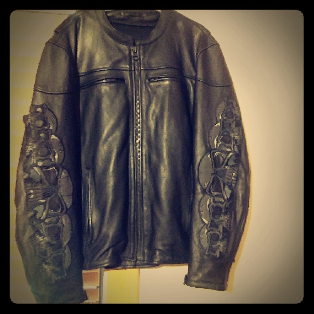 Wilsons extra large black zip up leather jacket